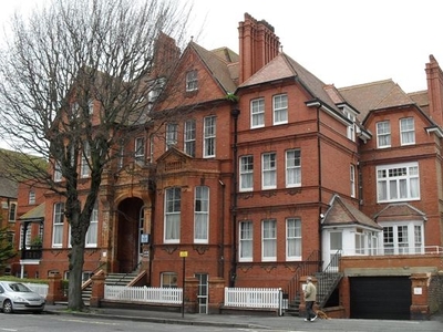 Maisonette to rent in Sackville Road, Hove, East Sussex. BN3