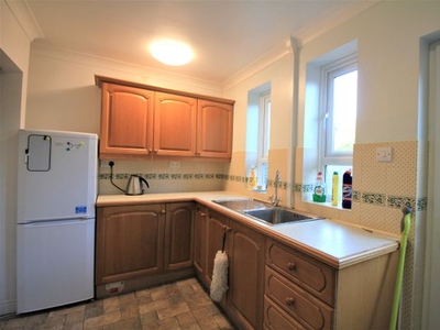 Semi-detached house to rent in Buckingham Road, Norwich NR4
