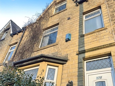 Shared accommodation to rent in Wakefield Road, Aspley, Huddersfield HD5