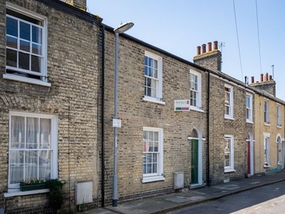 Terraced house for sale in Grafton Street, Cambridge CB1