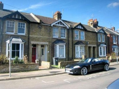 Terraced house to rent in Heaton Road, Canterbury, Kent CT1