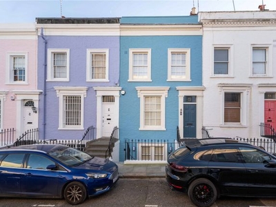 Terraced house to rent in Hillgate Place, Kensington W8