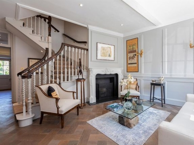 Town house for sale in New Street, Henley-On-Thames RG9