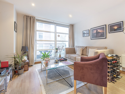 2 bedroom property for sale in Page Street, London, SW1P