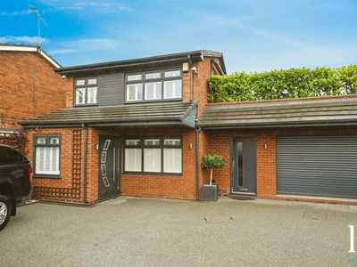 3 Bedroom Detached House For Sale In Walsall Wood