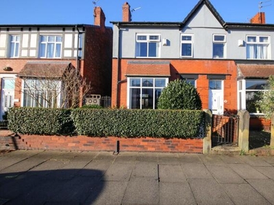 3 Bedroom Semi-detached House For Sale In Wigan