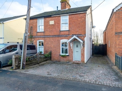2 Bed Cottage For Sale in Warfield, Bracknell, RG42 - 5294116