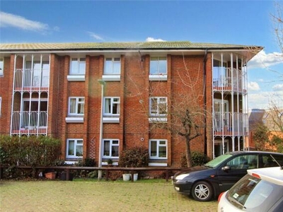 2 Bedroom Shared Living/roommate Enfield Greater London