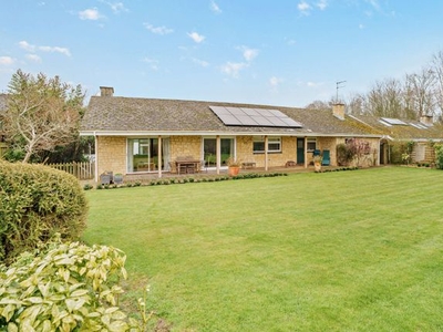 Bungalow for sale in St. Rumbolds Drive, Kings Sutton, Banbury, Oxfordshire OX17