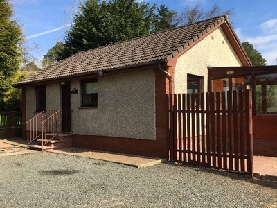 Bungalow to rent in Slamannan Road, Slamannan, Falkirk FK1