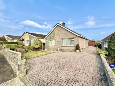 Detached bungalow for sale in Summerland Park, Upper Killay, Swansea SA2