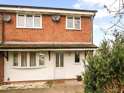 End terrace house to rent in Longbrooke, Houghton Regis, Dunstable, Bedfordshire LU5