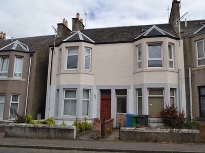 Flat to rent in Anderson Street, Leven KY8