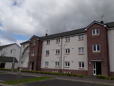 Flat to rent in Black Loch Place, Dunfermline KY11