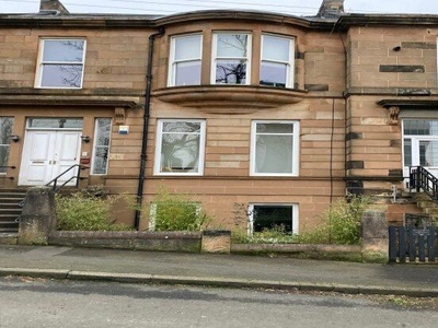 Flat to rent in Cathkinview Road, Glasgow G42