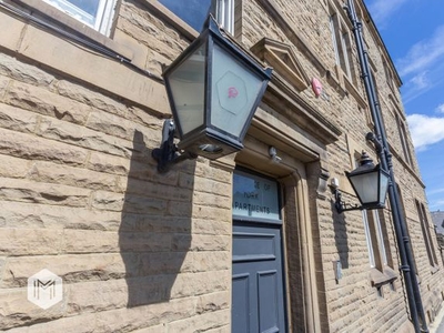 Flat to rent in Colne Road, Burnley BB10