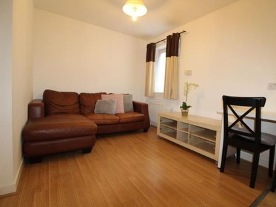 Flat to rent in Fraser Place, Aberdeen AB25