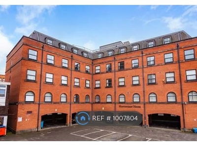 Flat to rent in Huntingdon House, Bolton BL1