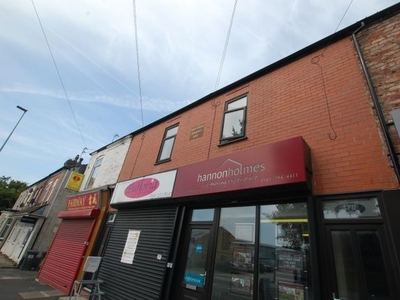 Flat to rent in Moorside Road, Swinton, Manchester M27