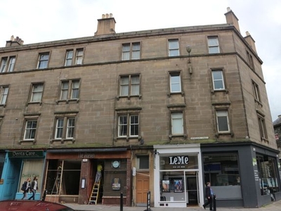 Flat to rent in Morrison Street, Haymarket, Edinburgh EH3