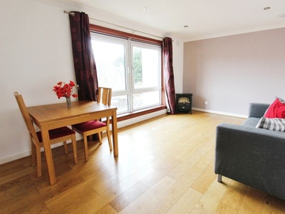 Flat to rent in Prospect Bank Place, Edinburgh EH6