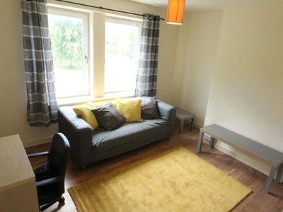 Flat to rent in Ramsay Crescent, Aberdeen AB10
