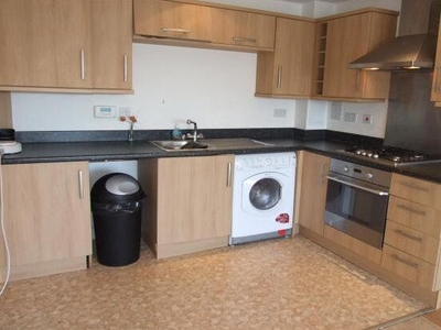 Flat to rent in Urban Base, Southend-On-Sea SS2