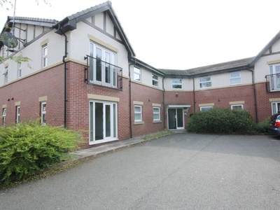 Flat to rent in Wigan Road, Ashton-In-Makerfield WN4