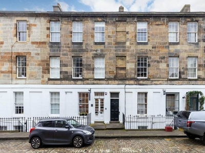 Flat to rent in William Street, West End, Edinburgh EH3