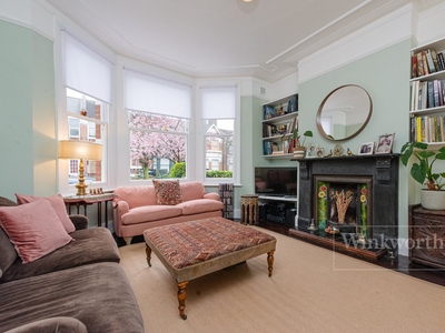 Ridley Road, London, NW10 2 bedroom flat/apartment in London