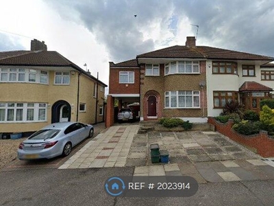 Semi-detached house to rent in Brunswick Gardens, Ilford IG6