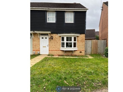 Semi-detached house to rent in Ivy Walk, Hatfield AL10