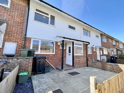 Terraced house to rent in Albany Close, Chelmsford CM1