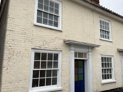 Terraced house to rent in Mount Street, Diss, Norfolk IP22
