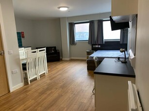 1 bedroom apartment for rent in Queen Street, Sheffield, South Yorkshire, S1