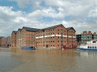 1 bedroom apartment for sale in Biddle & Shipton, Gloucester Docks, GL1