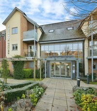 1 bedroom apartment for sale in Eleanor House, London Road, St. Albans . AL1 1NR, AL1