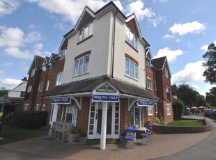 1 bedroom apartment for sale in Kings Road, Shalford, Guildford, Surrey, GU4