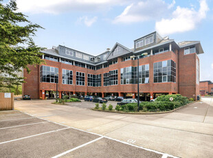 1 bedroom apartment for sale in Ladymead, Guildford, Surrey, GU1