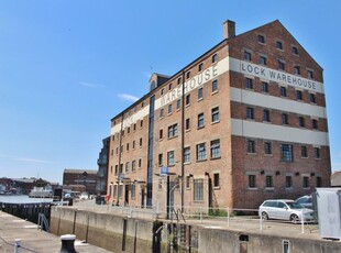 1 bedroom apartment for sale in Lock Warehouse, Gloucester Docks, GL1