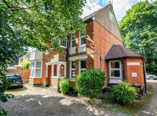 1 bedroom apartment for sale in London Road, St. Albans, Hertfordshire, AL1