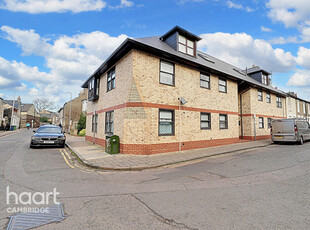 1 bedroom apartment for sale in Milford Street, Cambridge, CB1