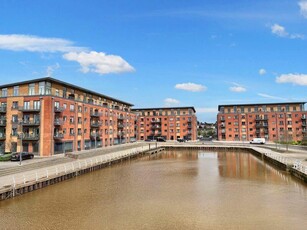 1 bedroom apartment for sale in Woodhouse Close, Worcester, WR5