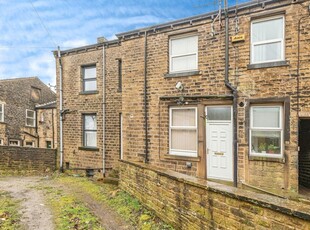 1 bedroom end of terrace house for sale in New Hey Road, Oakes, Huddersfield, HD3