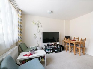 1 bedroom flat for rent in Hazel Grove, Sydenham, SE26