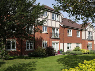 1 bedroom flat for sale in 20 Grange Court, Warwick Road, Solihull, West Midlands, B92
