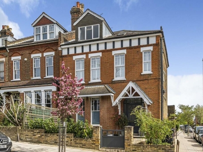 1 bedroom flat for sale in Albany Road, Crouch End, N4