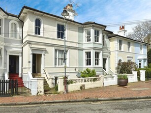 1 bedroom flat for sale in Claremont Road, Tunbridge Wells, Kent, TN1