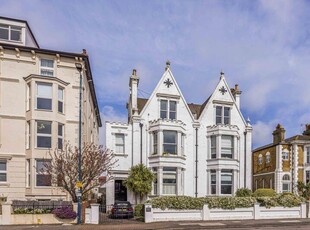 1 bedroom flat for sale in Clarence Parade, Southsea, PO5