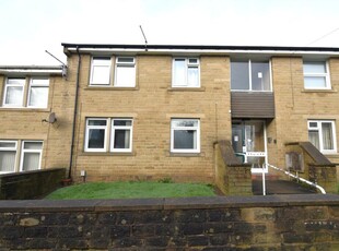 1 bedroom ground floor flat for sale in Eldon Road, Huddersfield, HD1